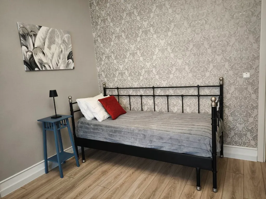 Квартира Квартира профессора в центре  у парка Луизы — Калининград