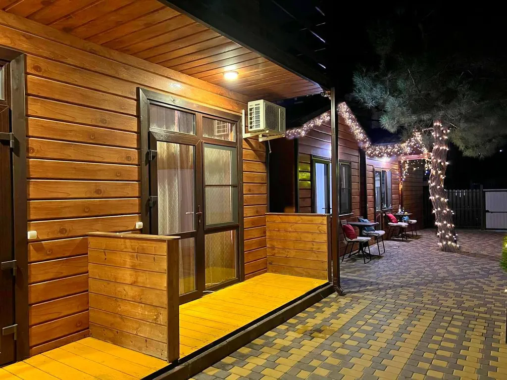 Коттедж 4-х местный домик с кухней — Анапа