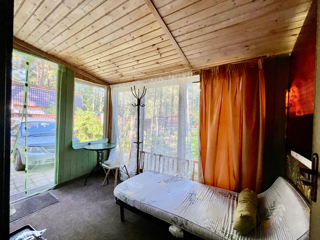 Дом с олененком и гортензиями