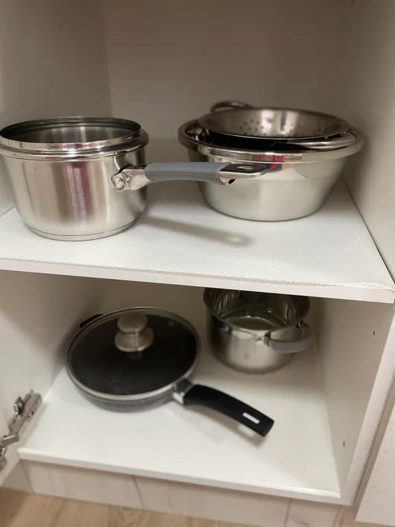 Современная студия с двухспальной кроватью в Люберцах