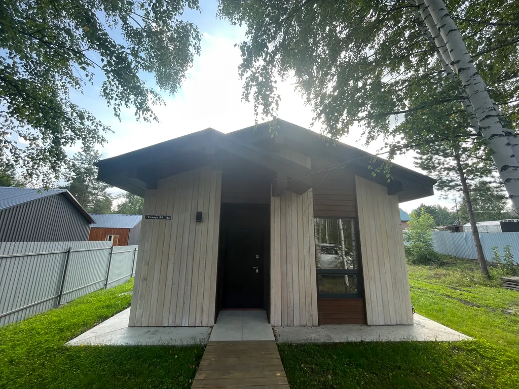 Уютный домик в тихом спокойном месте