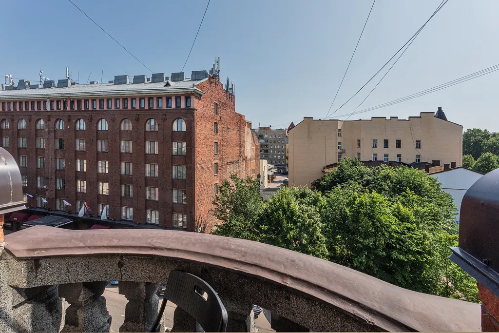 J&N Apartments Дизайнерская видовая студия с балконом