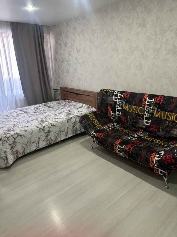 Квартира с видом на город с высоты полета!