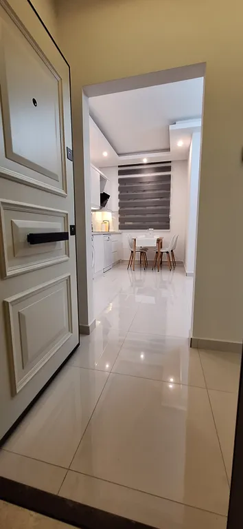 Новая уютная квартира в центре города, на пляже Клеопатра, с бассейном