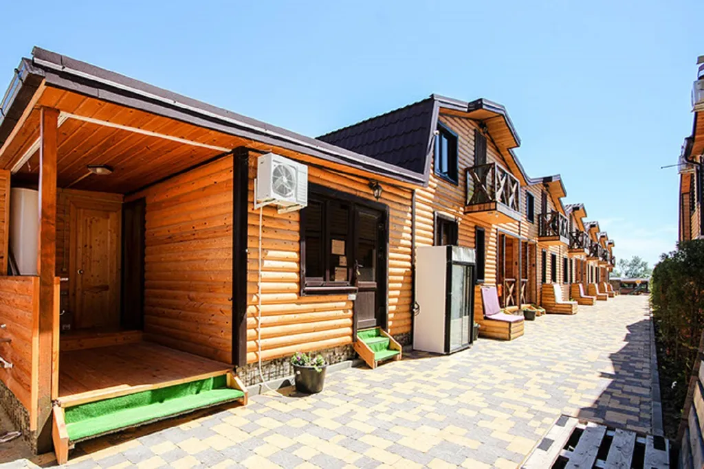 Коттедж Двухэтажный дом из сруба — аренда посуточно в Голубицкая