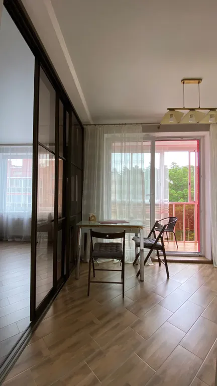 Апартаменты у озера тихое, с видом на лес