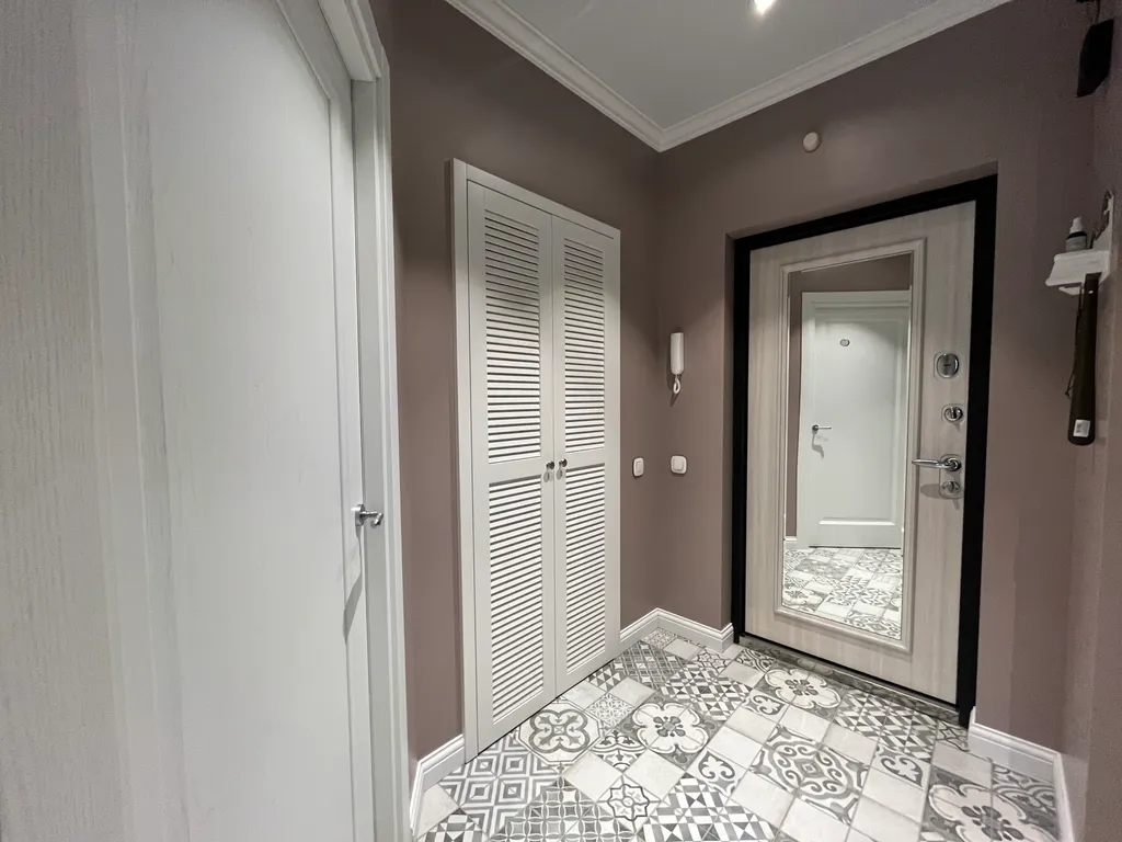 Видовая двухкомнатная квартира в центре города