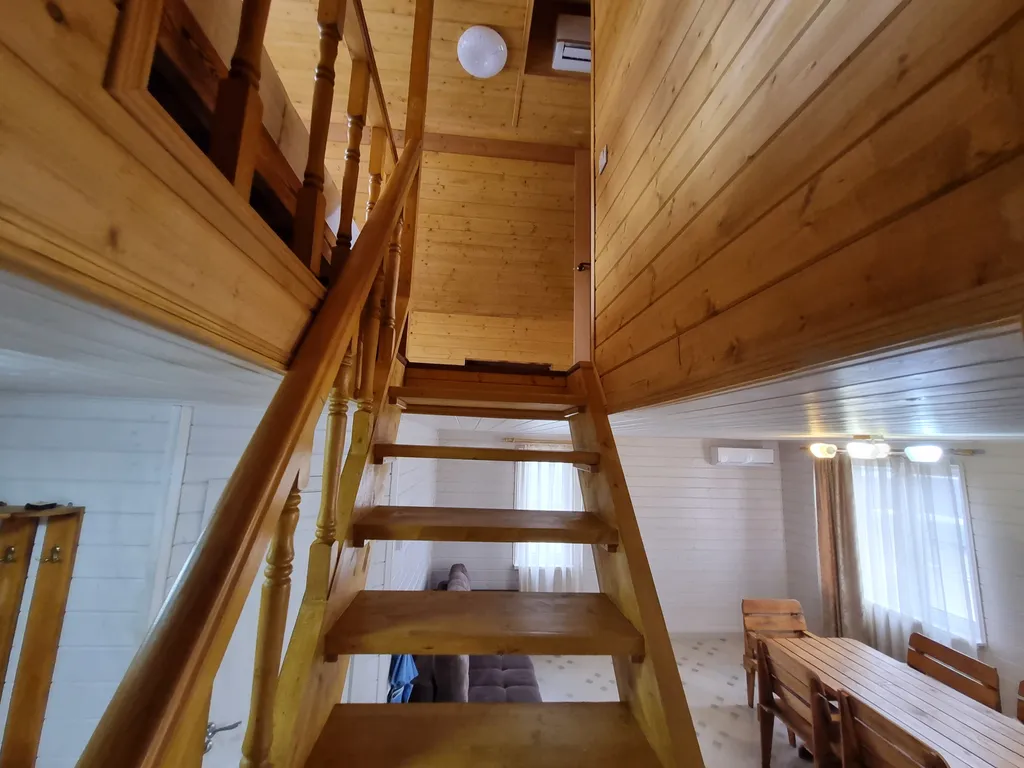 Коттедж Двухэтажный коттедж на первой линии Азовского моря — Кучугуры