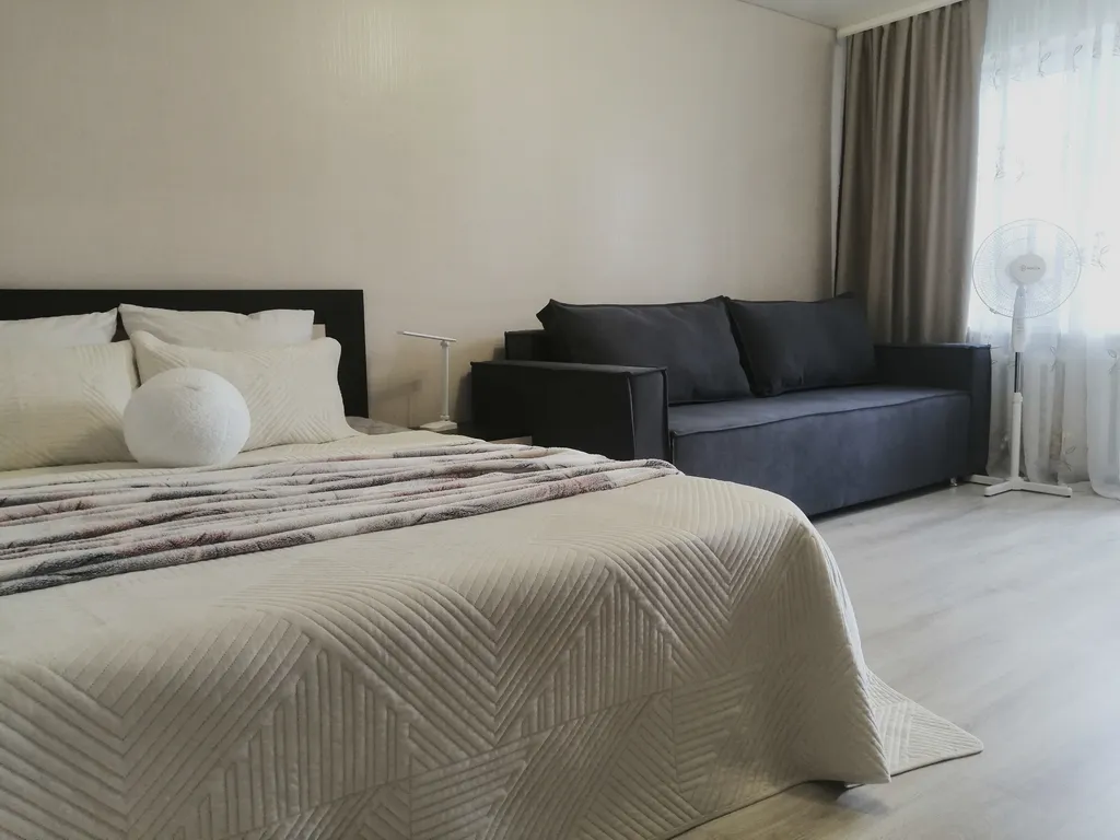 Квартира в центре — аренда посуточно в Ишим