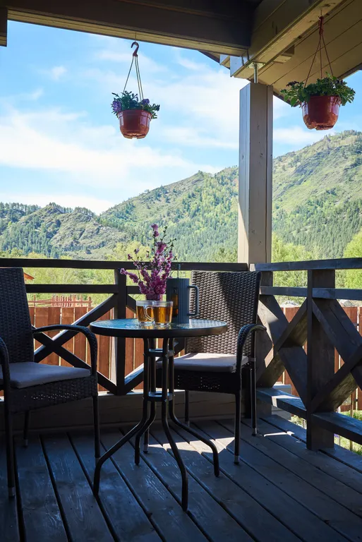 Новый дом в Чемале Счастье здесь с панорамным видом на горы