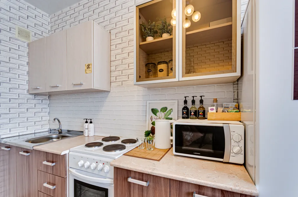 Зеркальный перламутр | Mother of pearl mirror | однокомнатная | 4 гостя