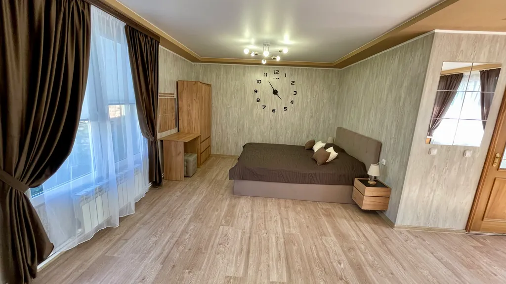 Новый таун хаус (студия), со всеми удобствами, рассчитан до 4 человек