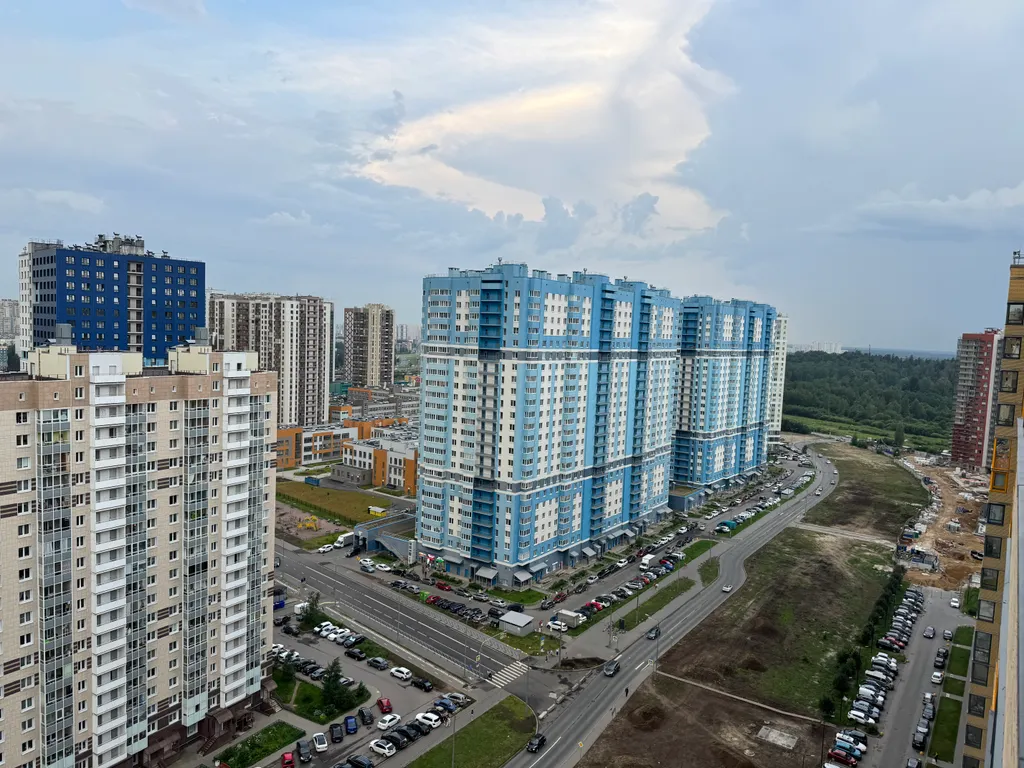 Уютная видовая студия рядом с парком и метро