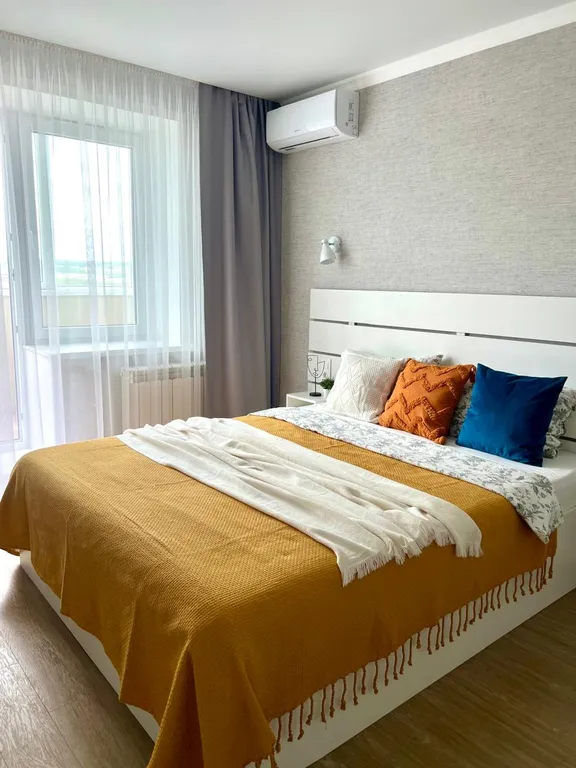 Стильный белоснежный апартамент в центре города, бесконтактный заезд