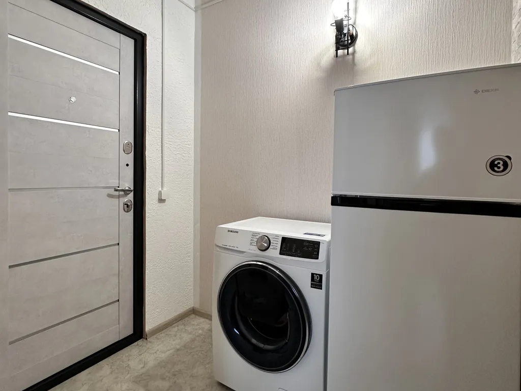 Комфортная студия у Иртыша