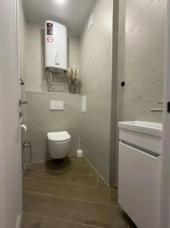 Современная 2-я квартира в районе ГМР