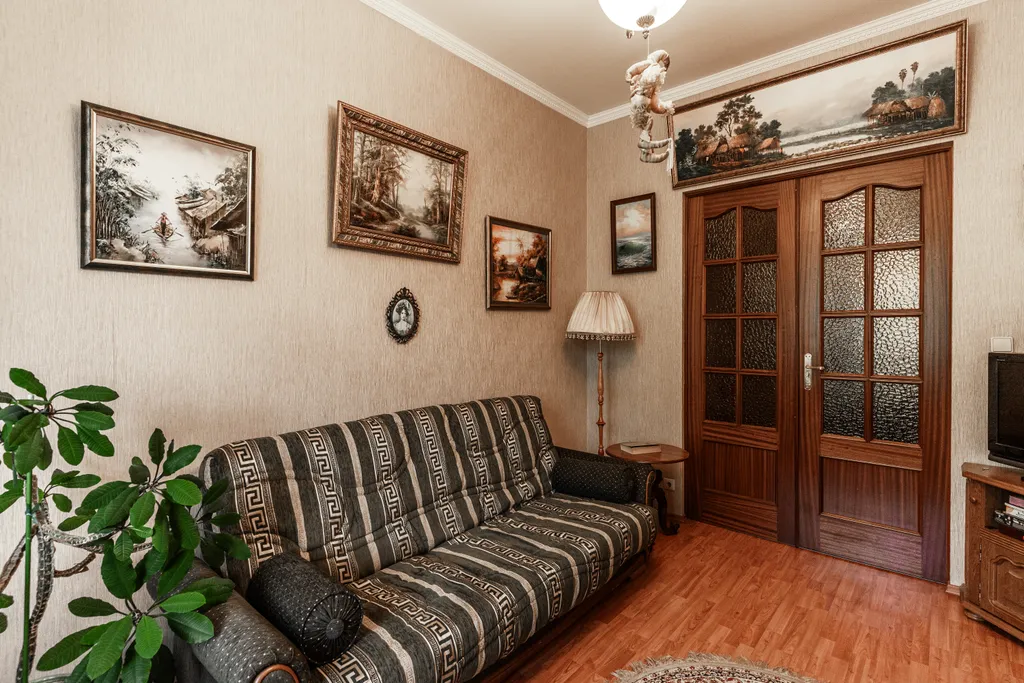 Квартира 2-комнатная квартира со 100% Петербургским вайбом, почти центр, парковка — Санкт-Петербург