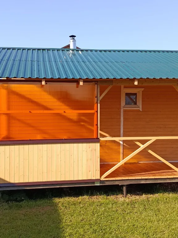 Загородный дом с 5 комнатами, зоной барбекю и баней