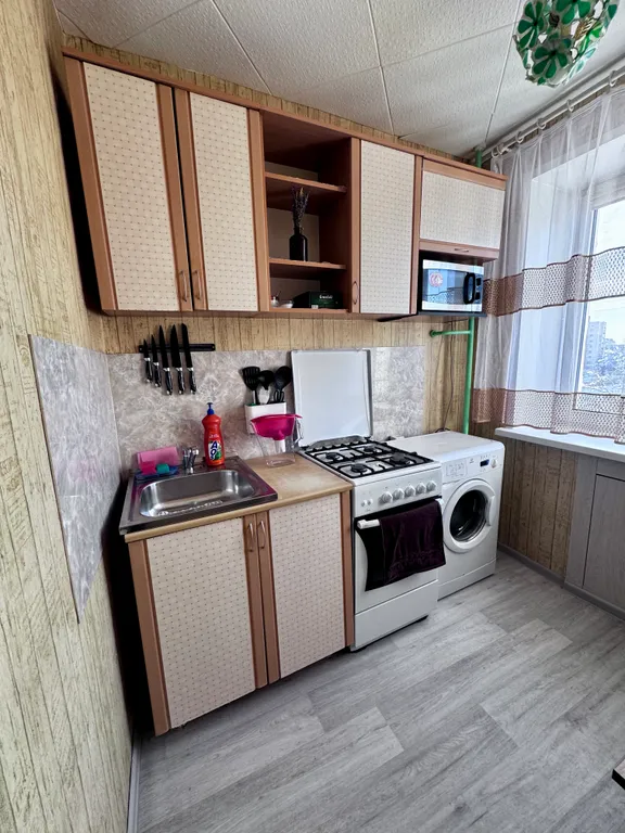 Квартира Квартира в центре города — Тихвин