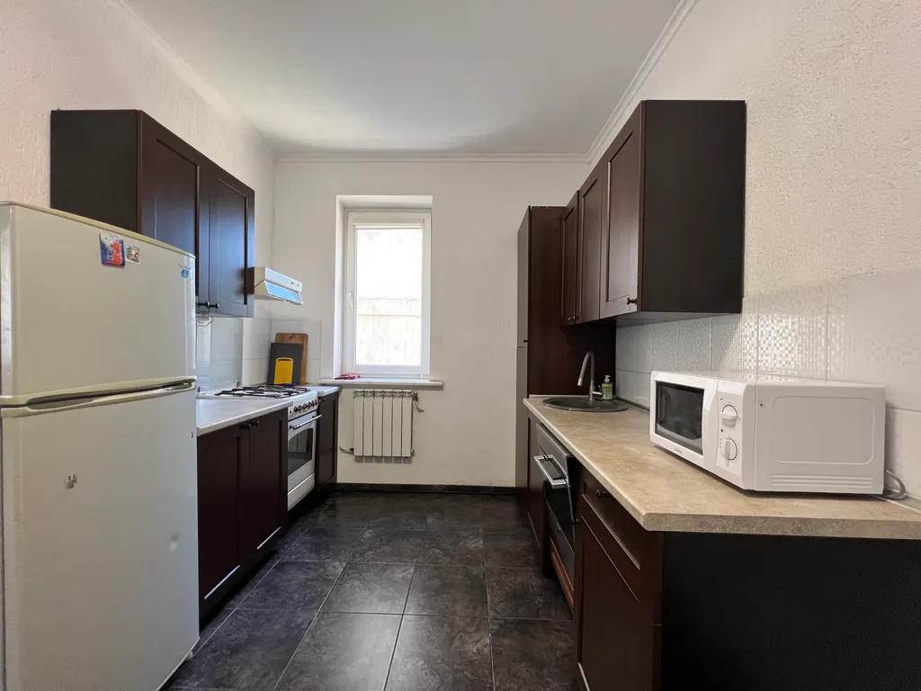 Дом с бассейном и баней