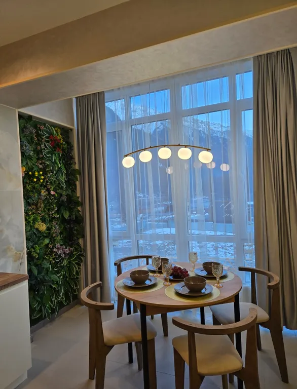 Семейный люкс с видом на горы и Озеро Кара-Кёль, 5 минут до заповедика