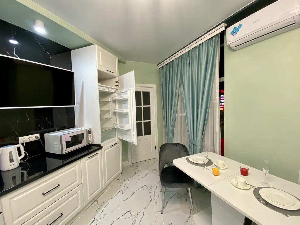 Премиум класса на набережной в центре города