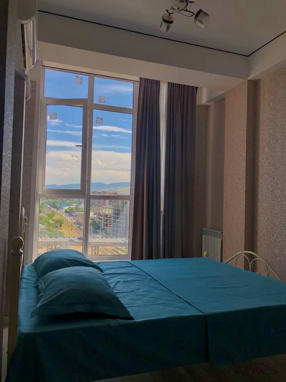 Квартира в центре города с видом на горы и город