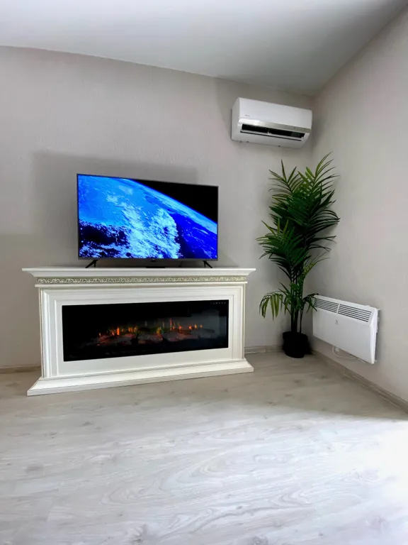 Семейная квартира с бассейнами