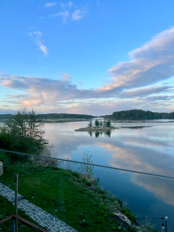 Дом с видом на озеро около горнолыжного комплекса