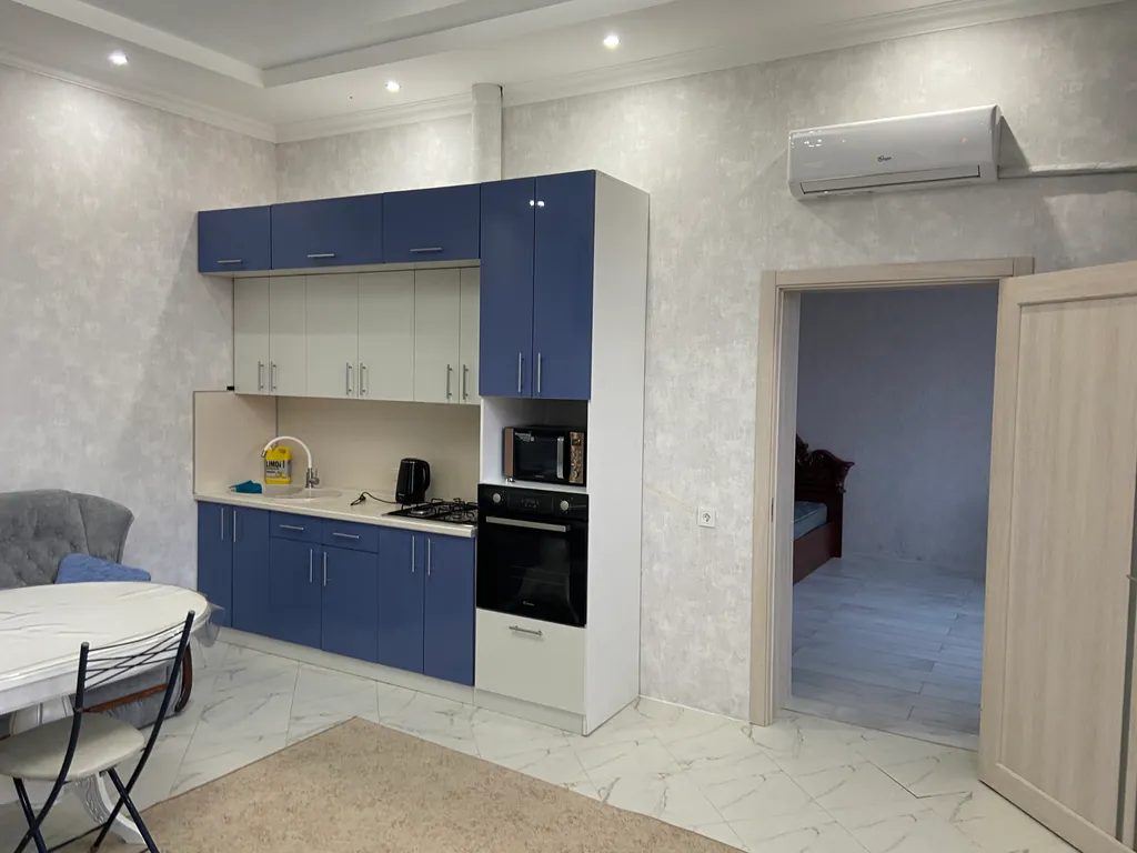 Дом под ключ без хозяев со своим двором