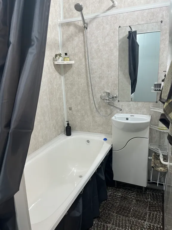 Однокомнатная квартира у метро большевиков