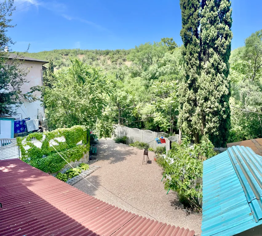 Уютный двухместный номер с видом на горы