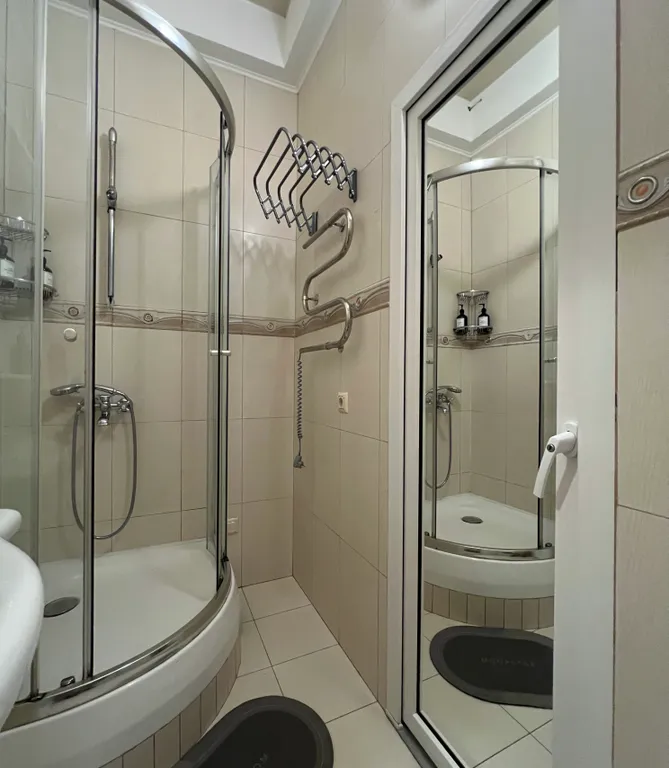 1 к.кв. пляж 10 мин Парк Победы Херсонес не берем плату за уборку