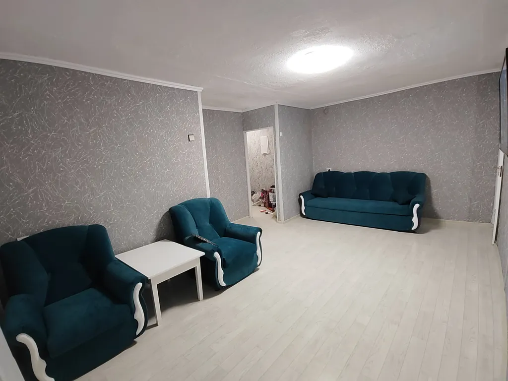 3-комнатная квартира рядом с БЮИ