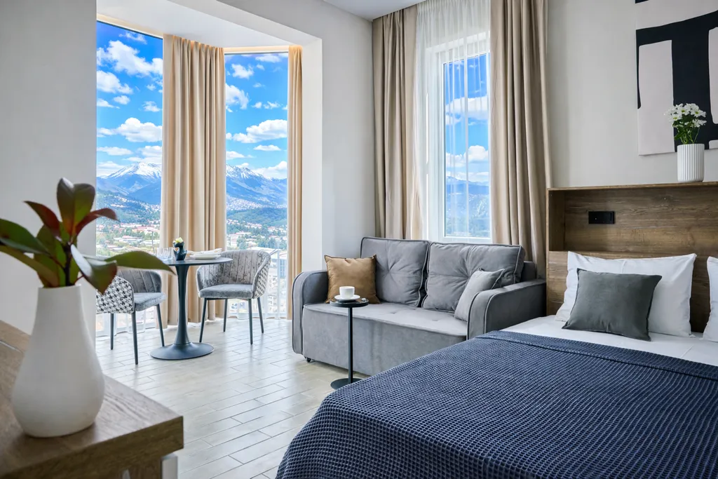 Квартира Квартира Лофт студия с балконом и видом на море и горы — Лазаревское