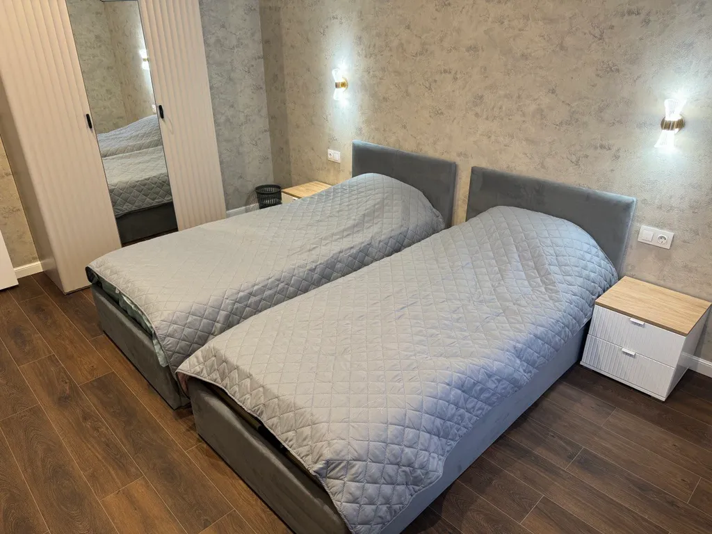 Двухэтажный дом с баней на дровах и мангальной зоной