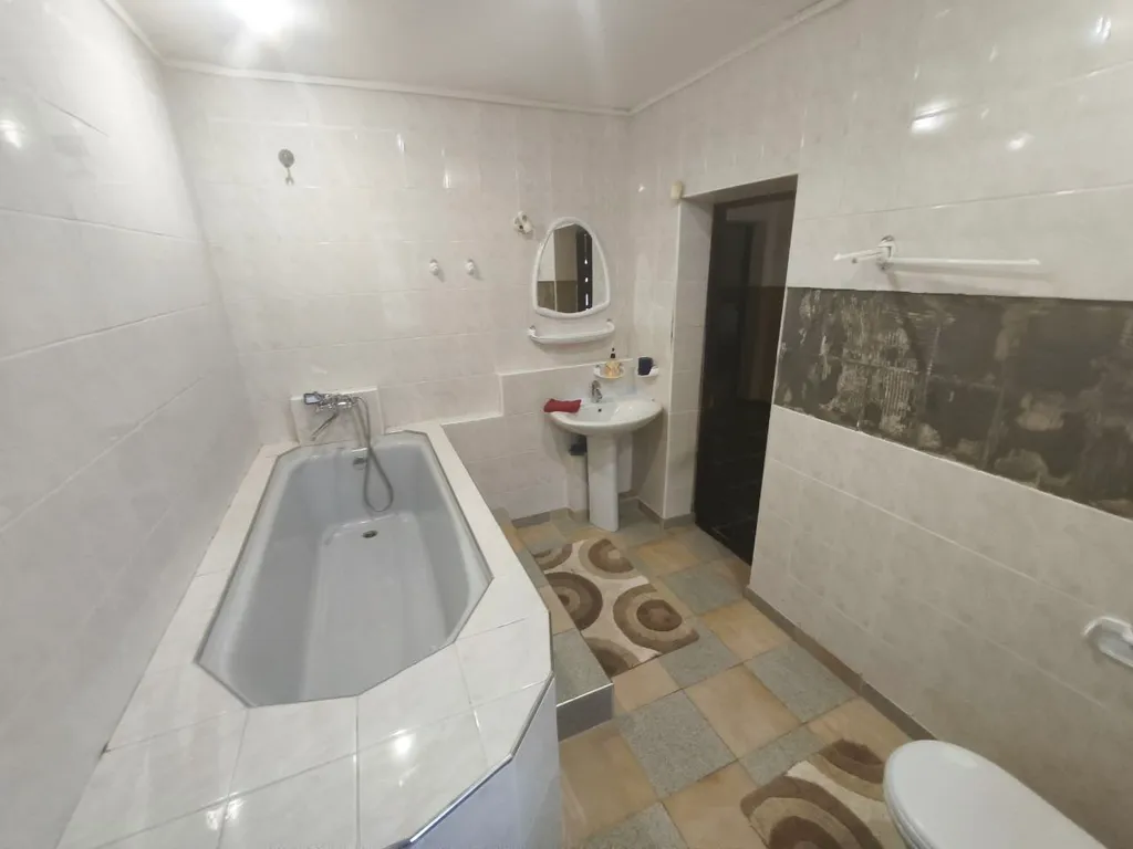 Коттедж Просторный дом в Кисловодске у нарзанного источника — Кисловодск