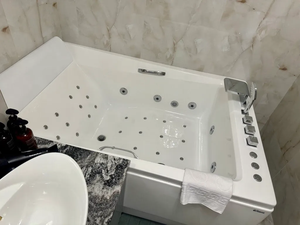 Comfort & Relax Home at Tsarskaya Ploshchad nice  view of the city