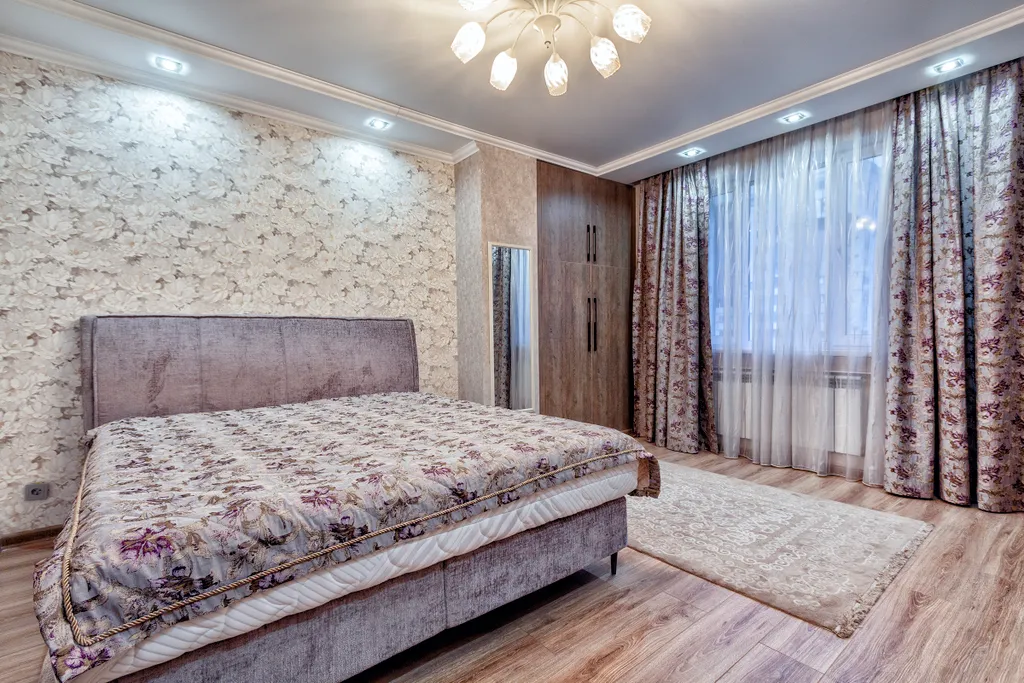 Квартира Квартира в центре с видом, для туристов и командированных — Алматы