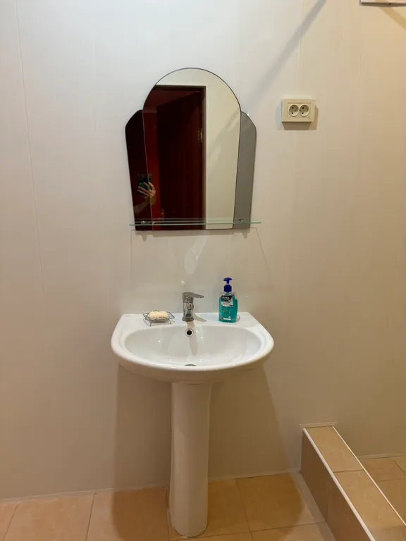 Уютный 2-х этажный коттедж в прекрасном саду