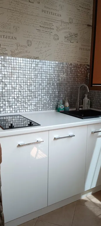 Чистая уютная небольшая студия в центре города