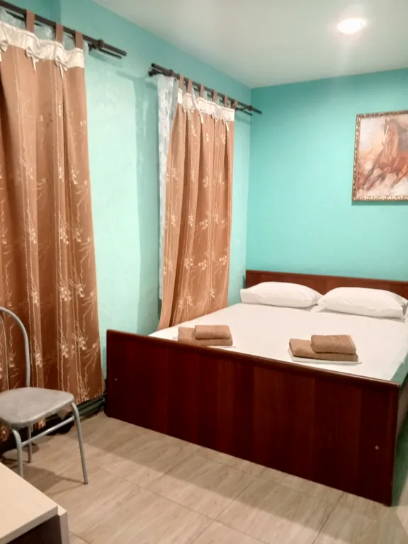 Комната с отдельным входом в частном секторе с видом на море