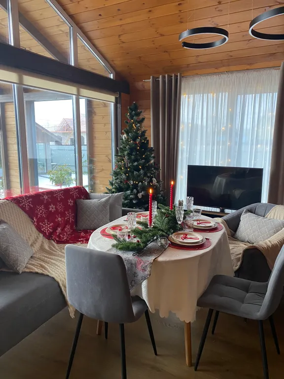 Современный барнхаус у леса рядом с городом