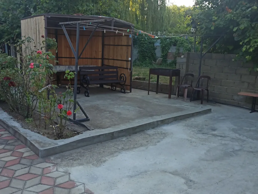 Домик на 4 человека две комнаты кухня гостиная и спальня