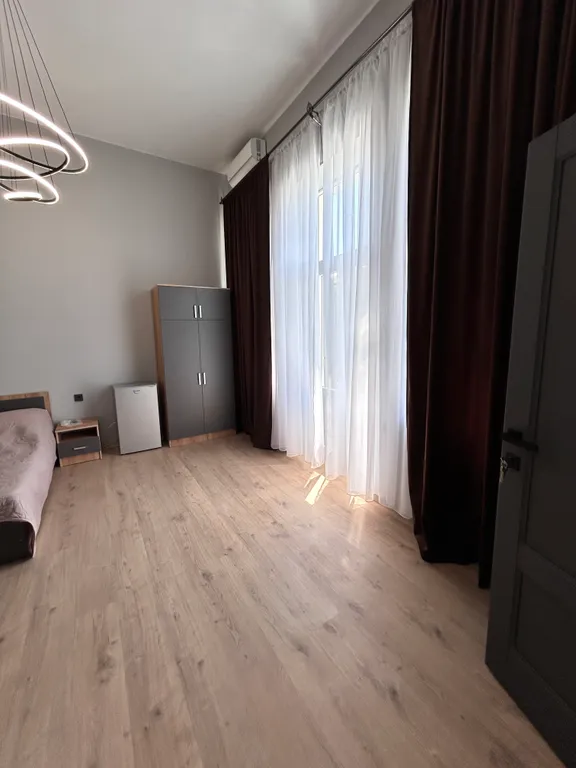 Квартира Комната в центре Сухума, в 200 метрах от моря, с отдельным входом — Сухум