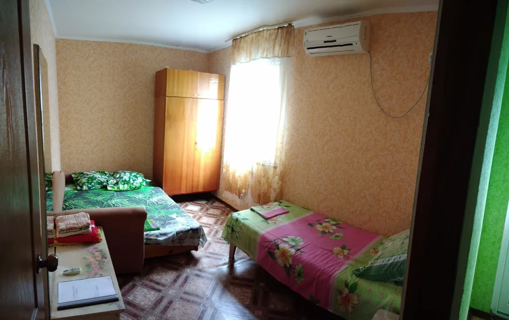 Двухкомнатный семейный номер с ч/у