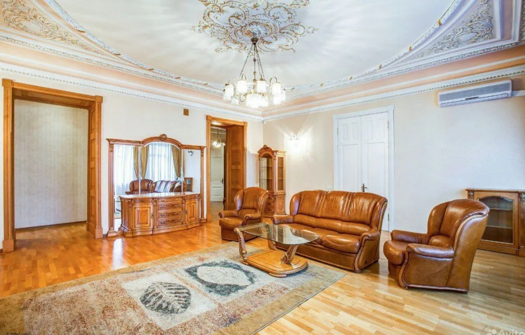 Квартира Трёхкомнатная квартира на Невском проспекте — Санкт-Петербург