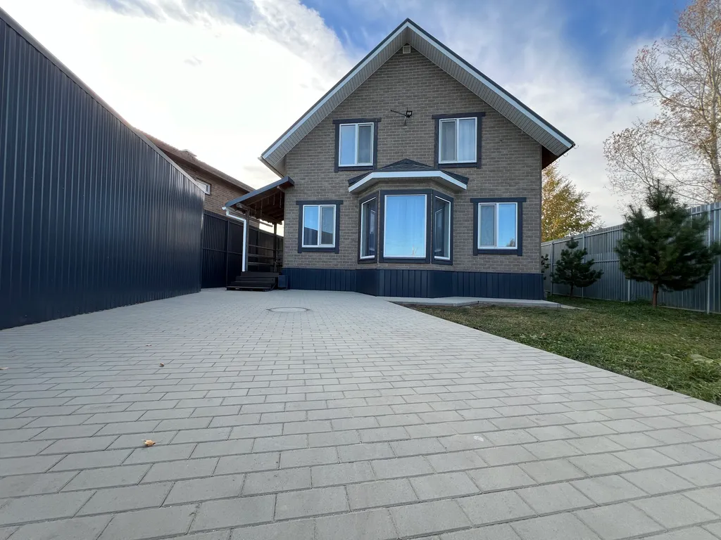 Коттедж Дом близко к центру — аренда посуточно в Осиново