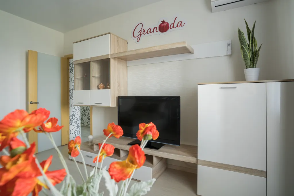 Красивая однокомнатная квартира в микрорайоне ГГМ рядом с СОК Юпитер