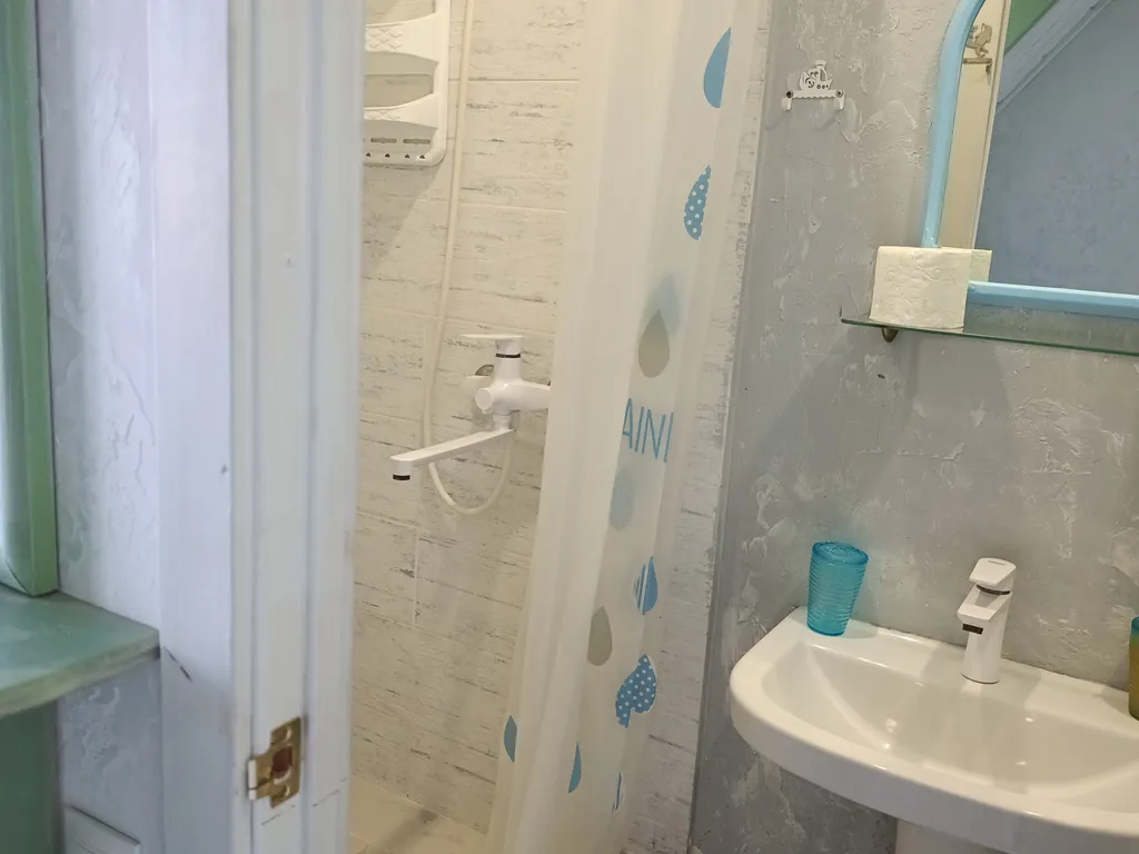 Двухэтажный номер зелёный